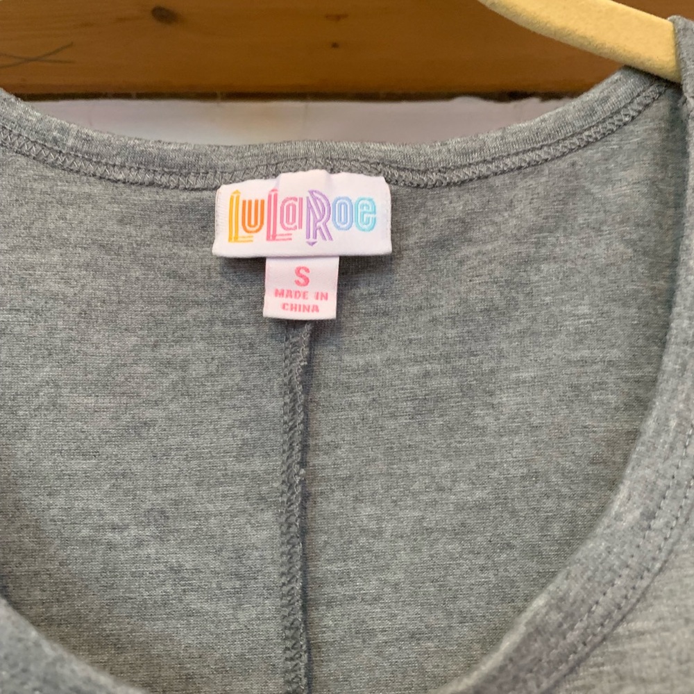 Lula roe Carly 
Small grey